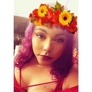 Meet your Posher, Addia